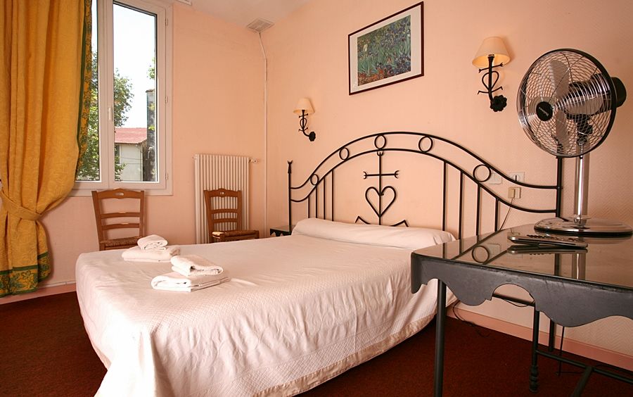 Hotel De La Source 2*